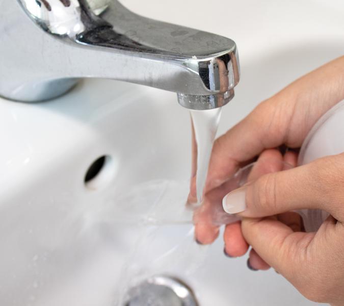 Nastro biadesivo in gel trasparente 1 m x 30 mm - immagine 4