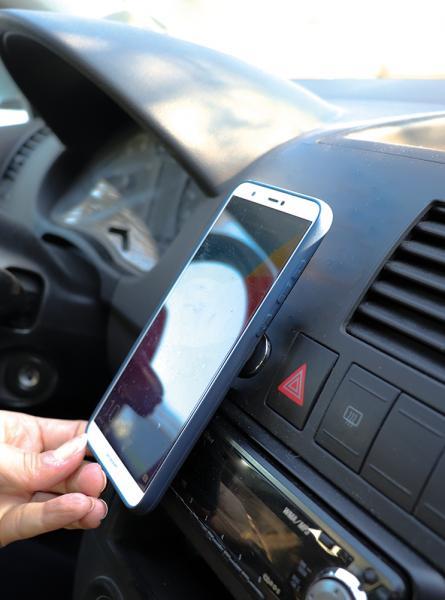 Supporto magnetico per cellulare - immagine 3