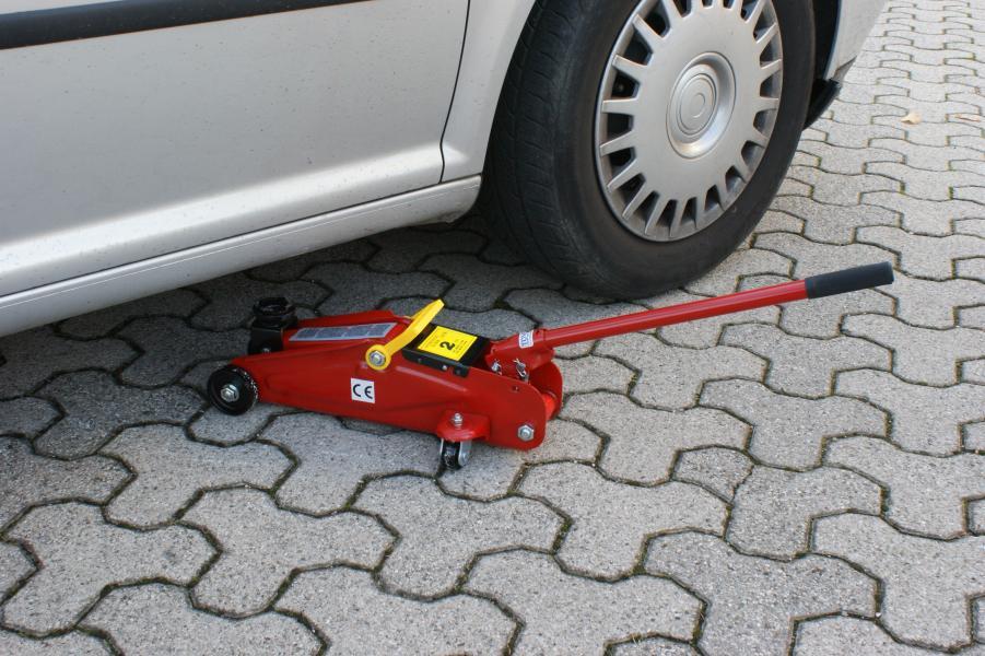 Cric idraulico a carrello 20 q - immagine 2
