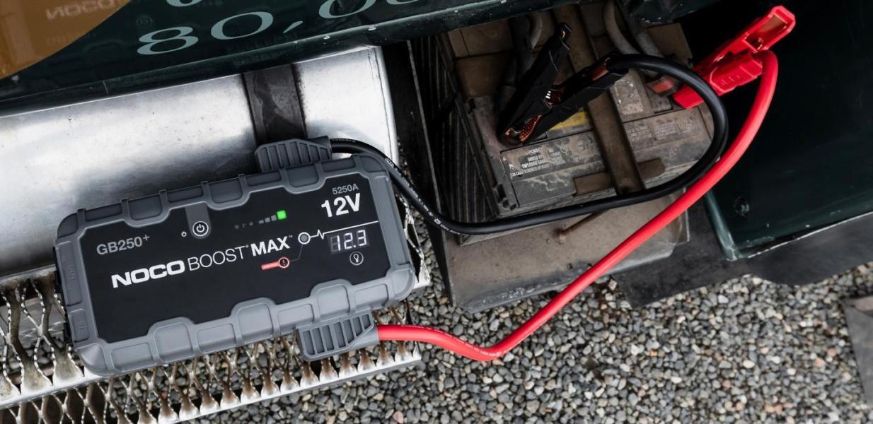 Avviatore al litio Boost Max 12V 5250A - immagine 2