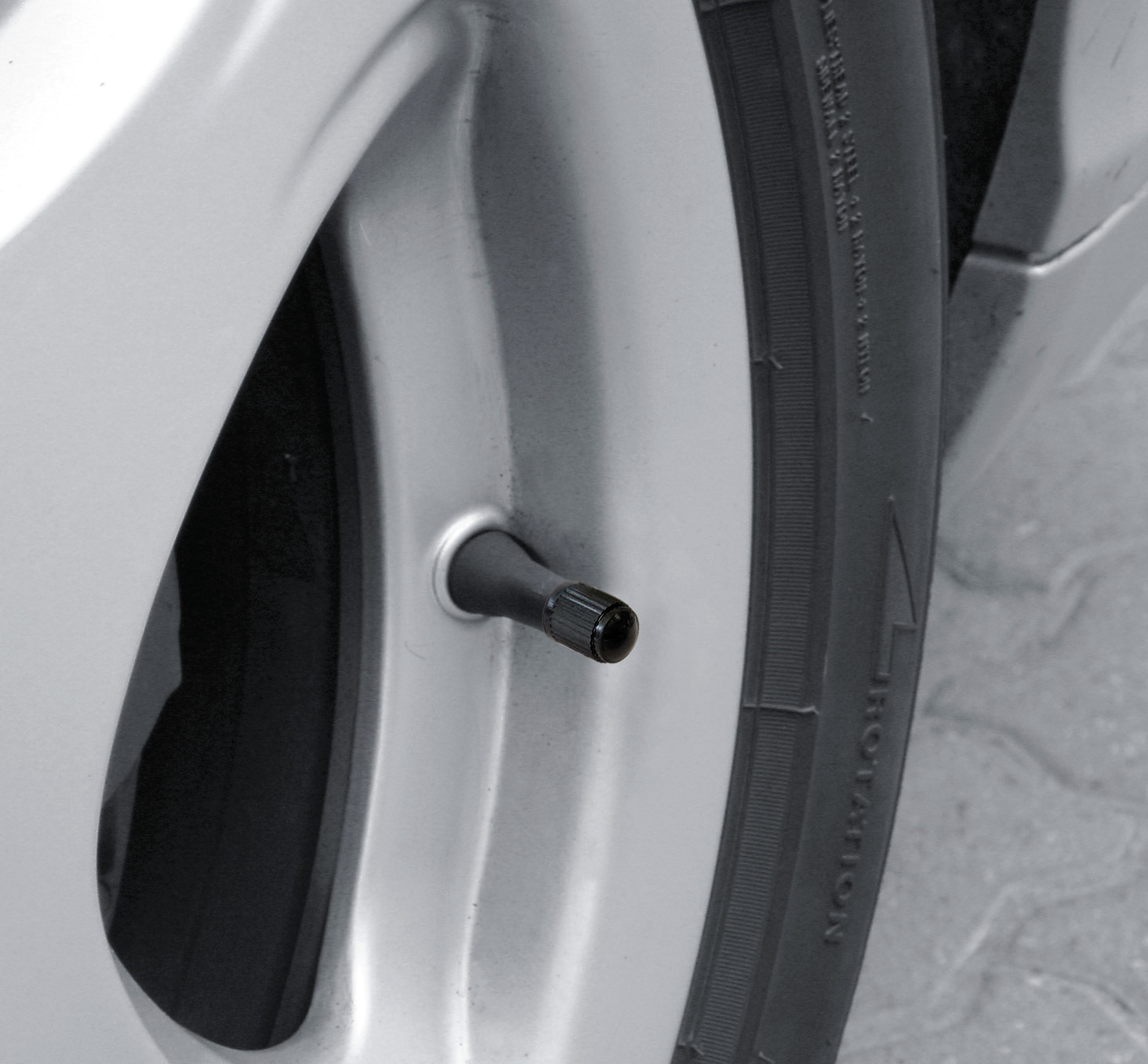 Tappi coprivalvola in Abs, set 5 pz - immagine 2