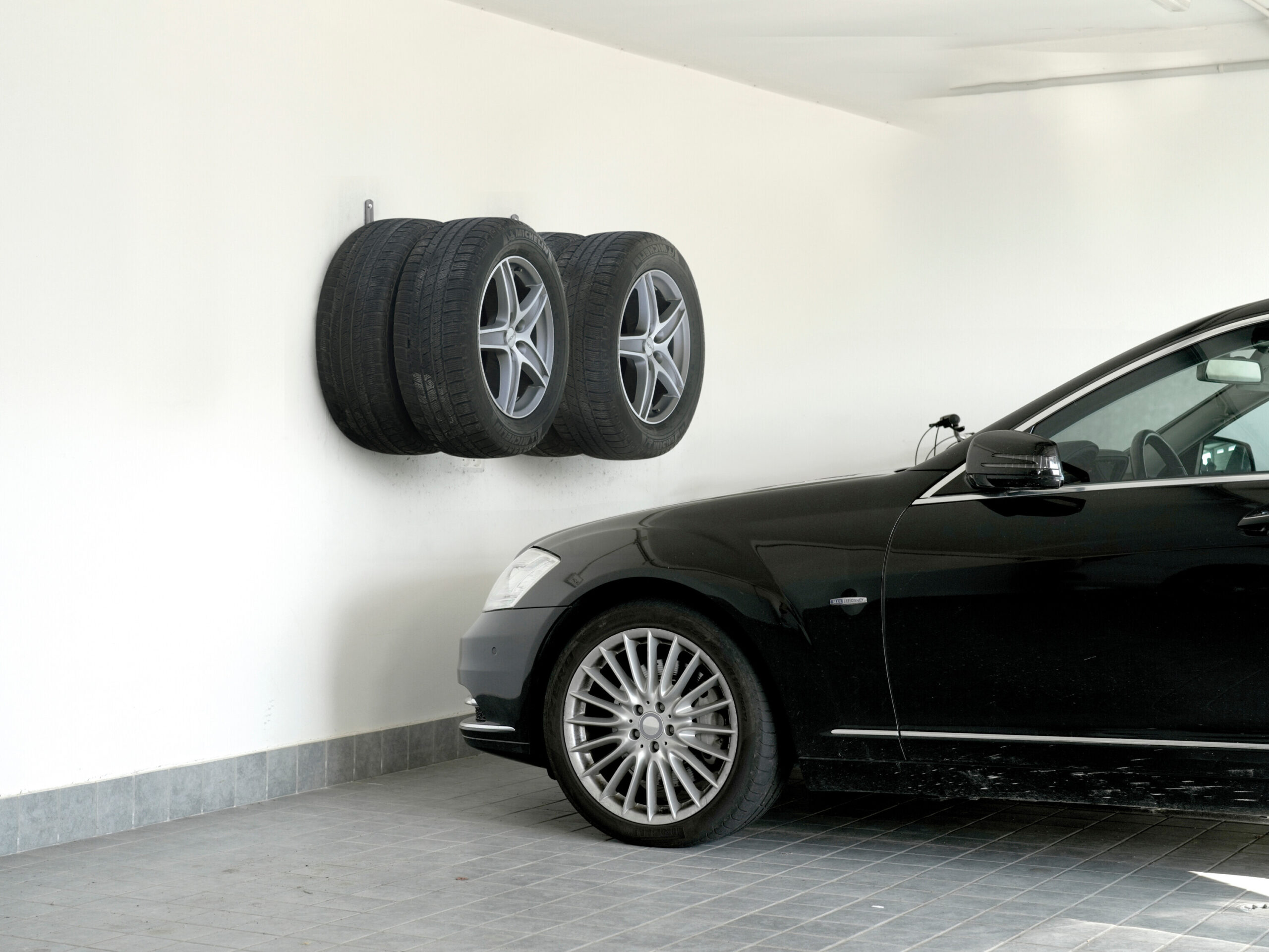 XL wheel hangers, set ganci porta gomme e cerchioni da parete - immagine 3