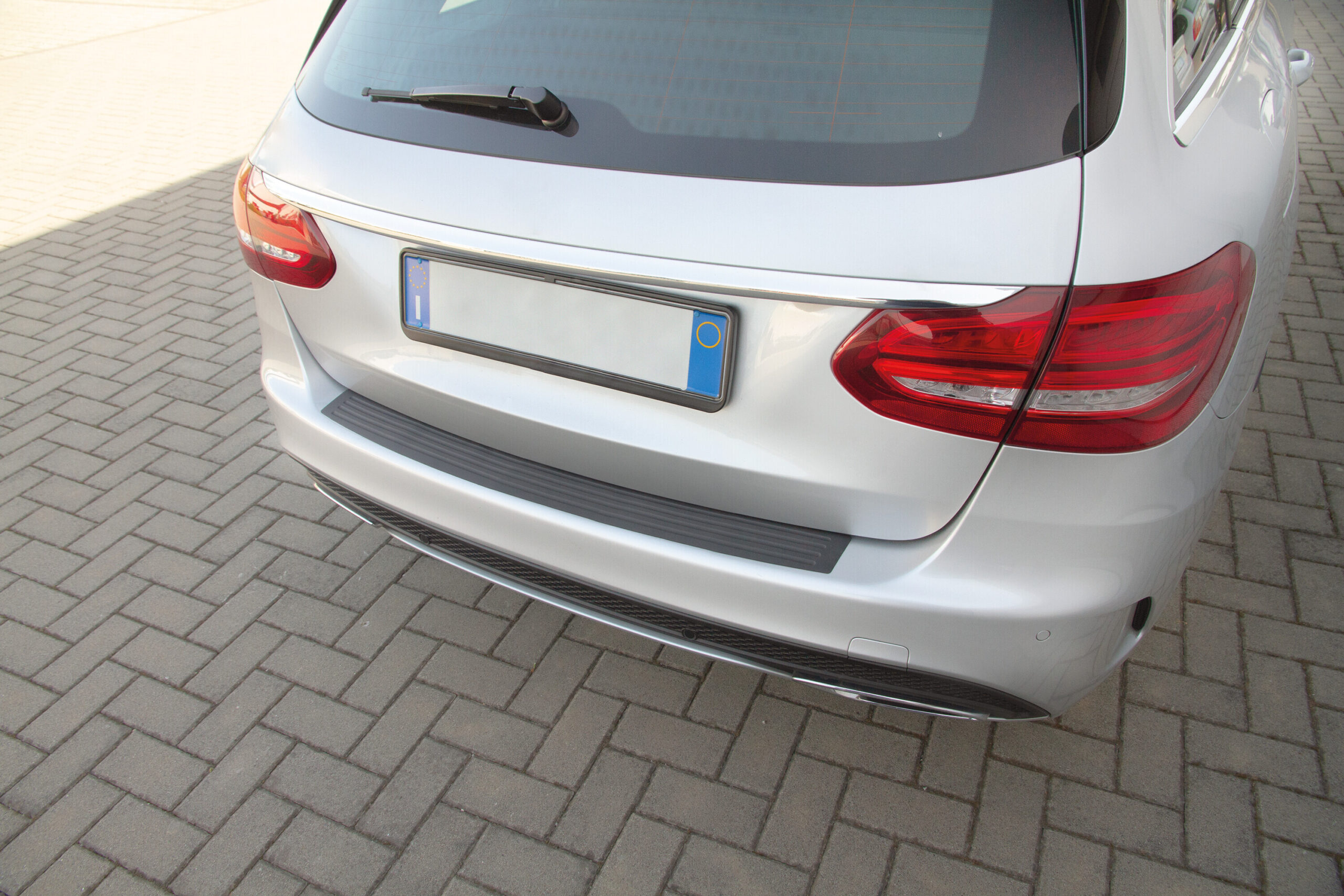 Pro Bumper, protezione antigraffio universale per paraurti posteriore - M - 70x900 mm - immagine 4