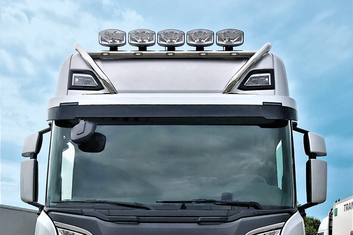 Barra portafari per tetto, stile H, 11 fori - compatibile per Scania G Serie 7 - New Generation (01/18>) Highline, Tetto da forare - Scania R Serie 7 - New Generation (11/16>02/25) Highline, Tetto da forare - Scania S Serie 7 - New Generation (11/16>) Highline, Tetto da forare - immagine 3