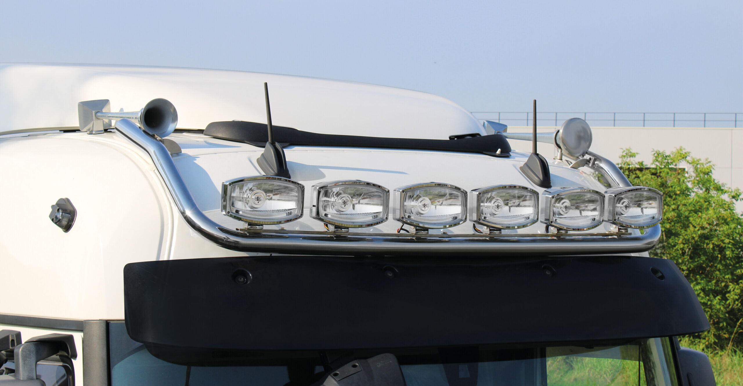 Barra portafari per tetto, standard corto - compatibile per Renault T (06/13>) Tetto da forare - immagine 2