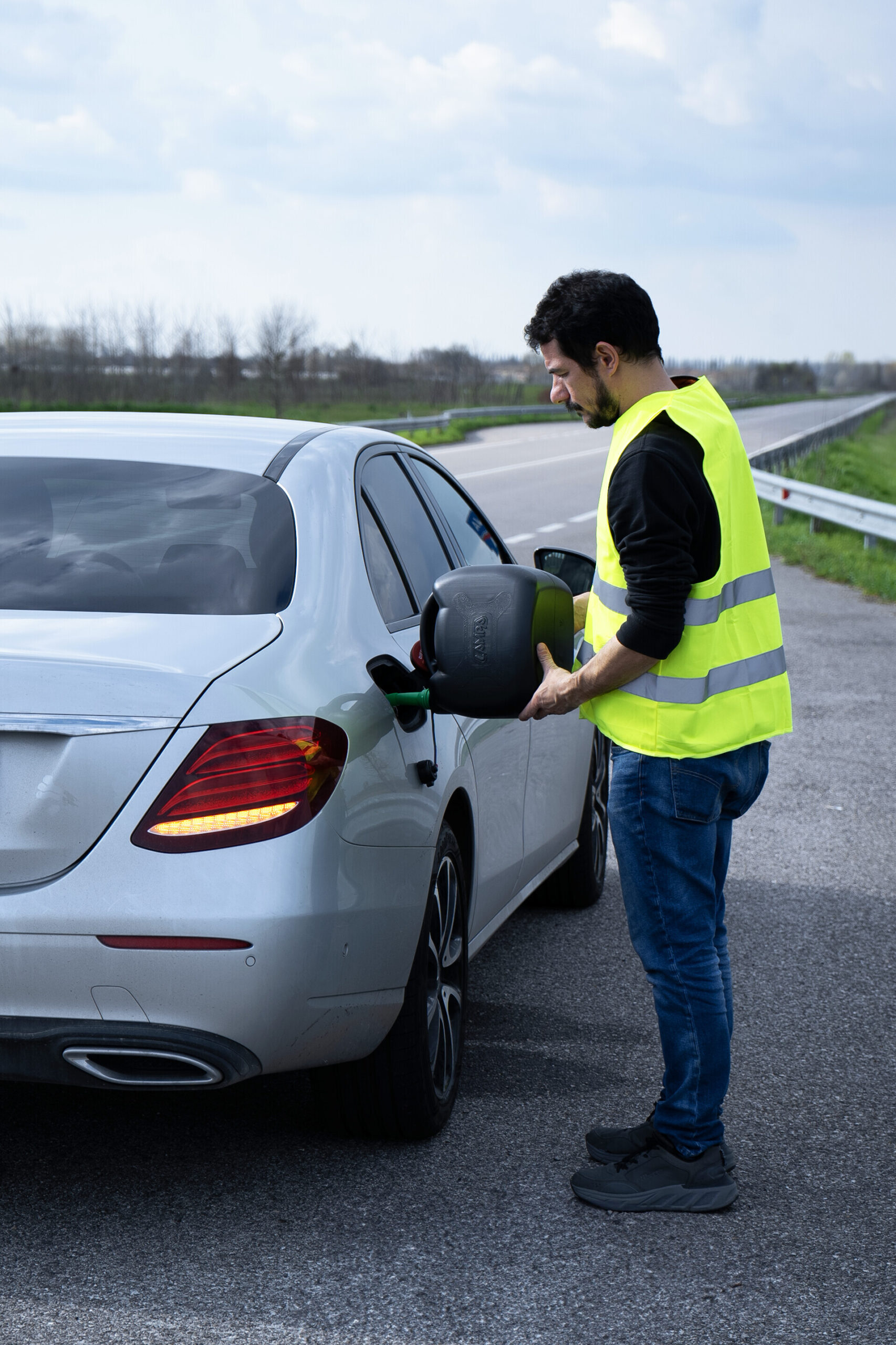 Tanica carburante completa di travasatore - 10 L - immagine 4