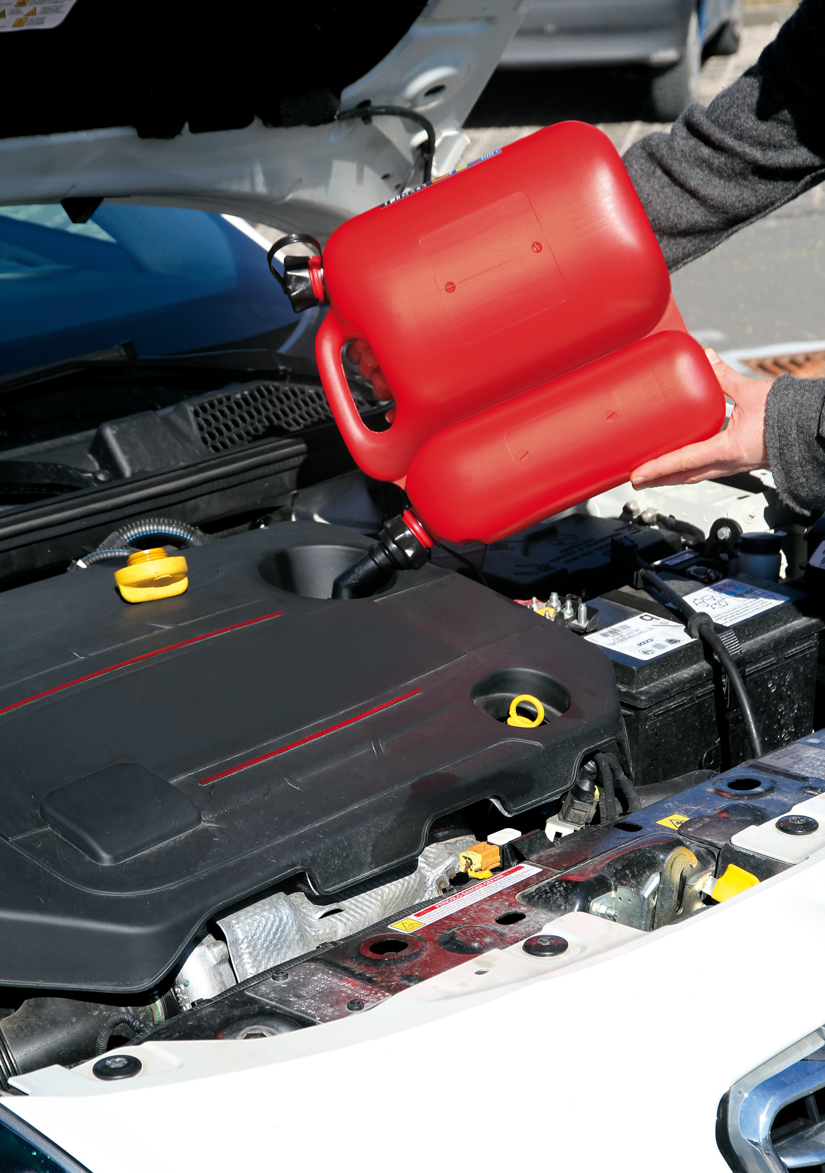 Tanica carburante a 2 comparti - 5,5+3 L - immagine 4