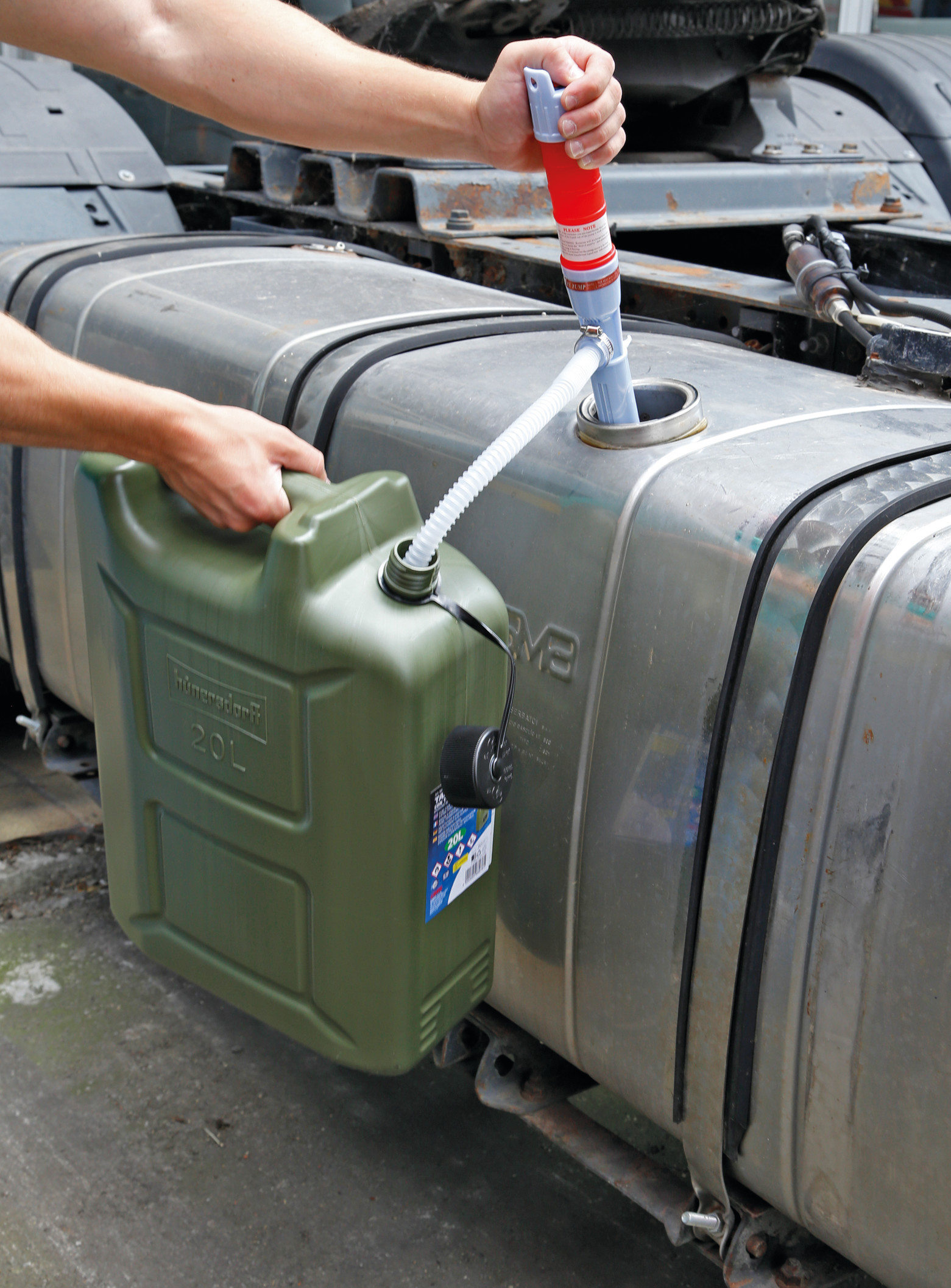 Pompa a batteria per travaso liquidi - 6 L/min - immagine 8