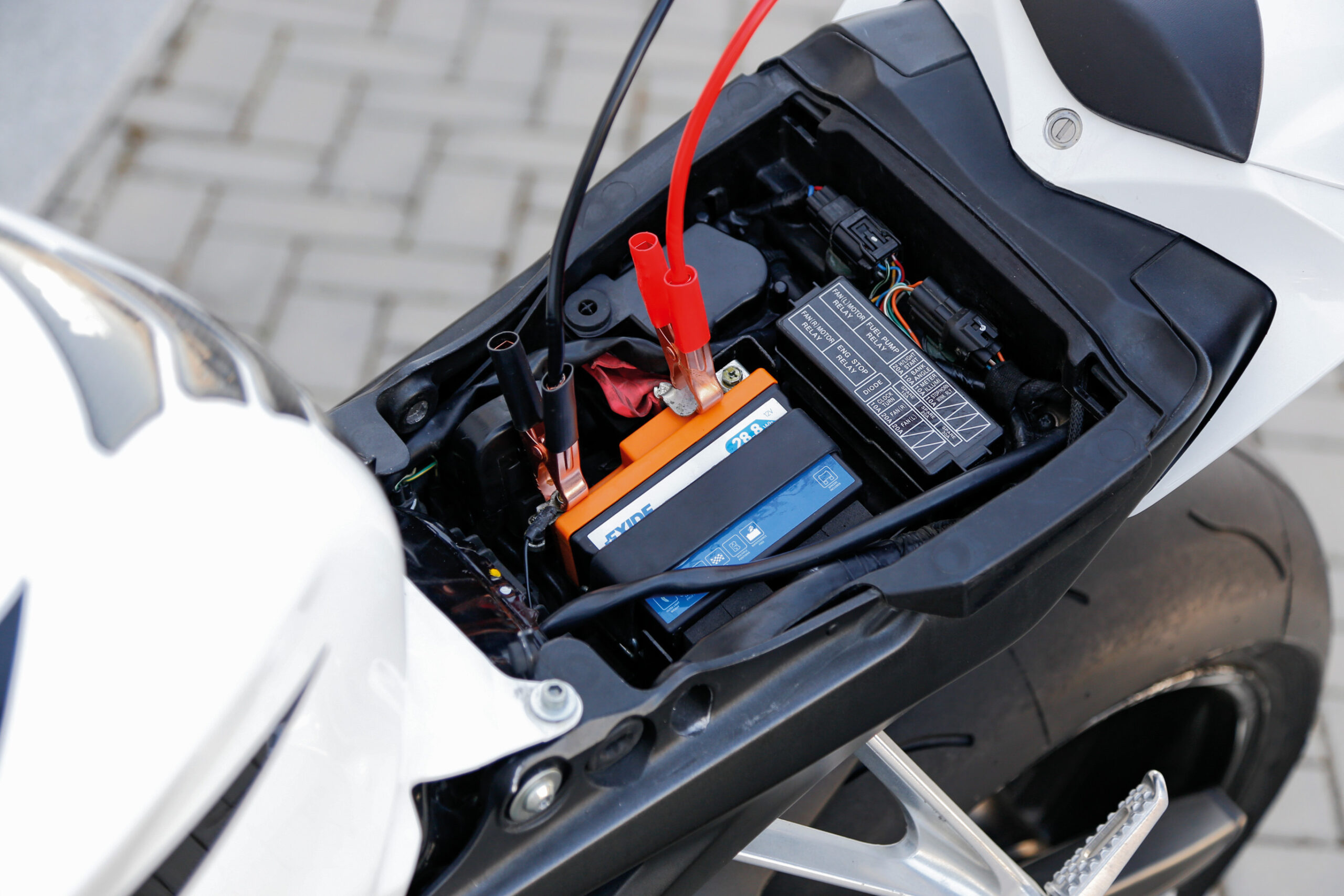 Cavi batteria moto - immagine 2