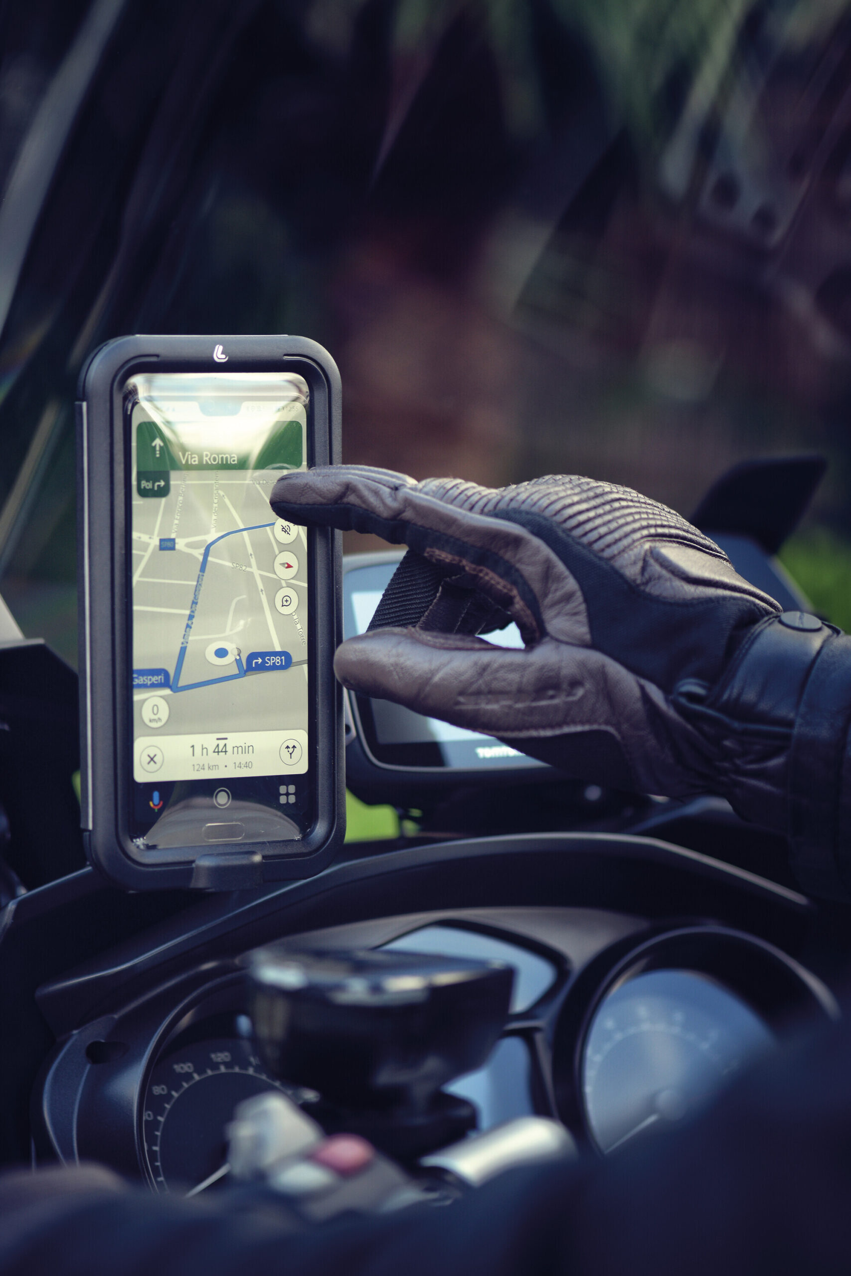 Case, custodia rigida universale per smartphone - immagine 16