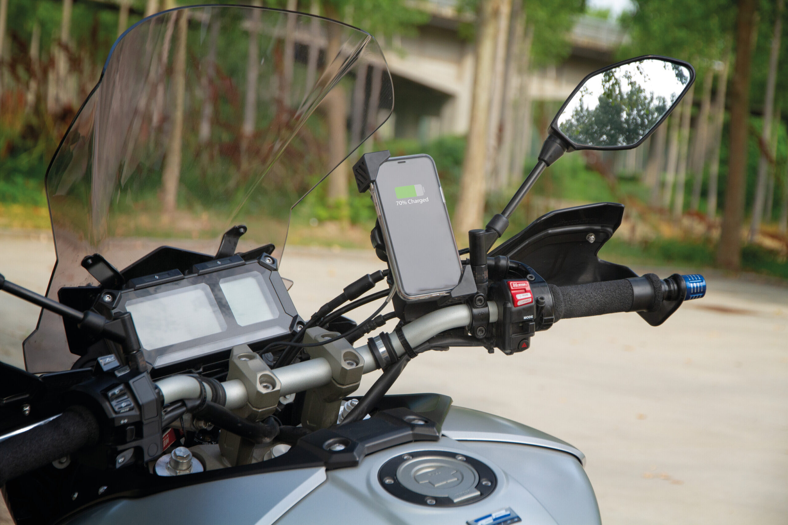 Chroma Wireless, porta smartphone universale ultra resistente con ricarica wireless - immagine 8