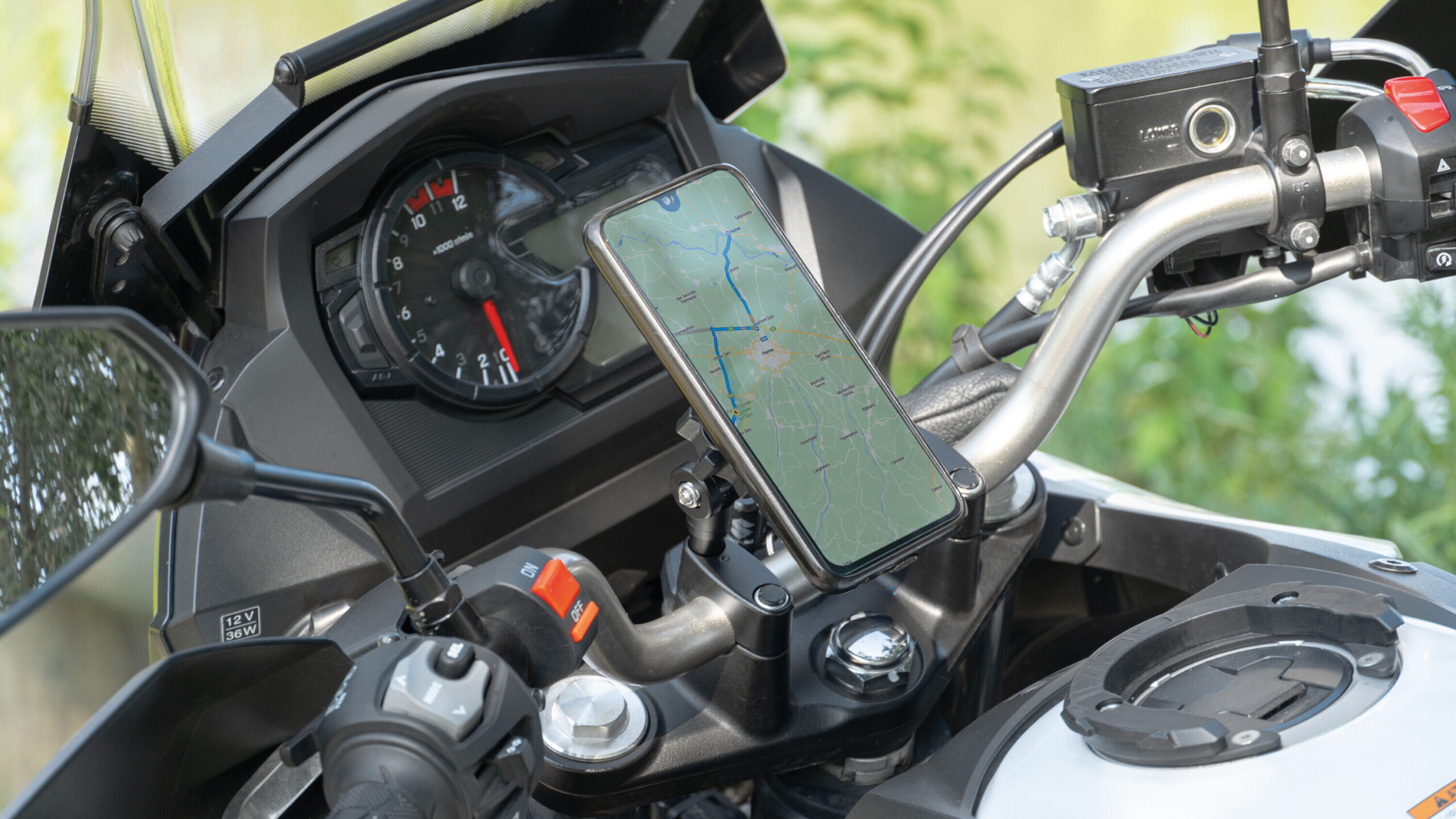 Titan M8 Pro, supporto con attacco per viti e riser M8 - immagine 4