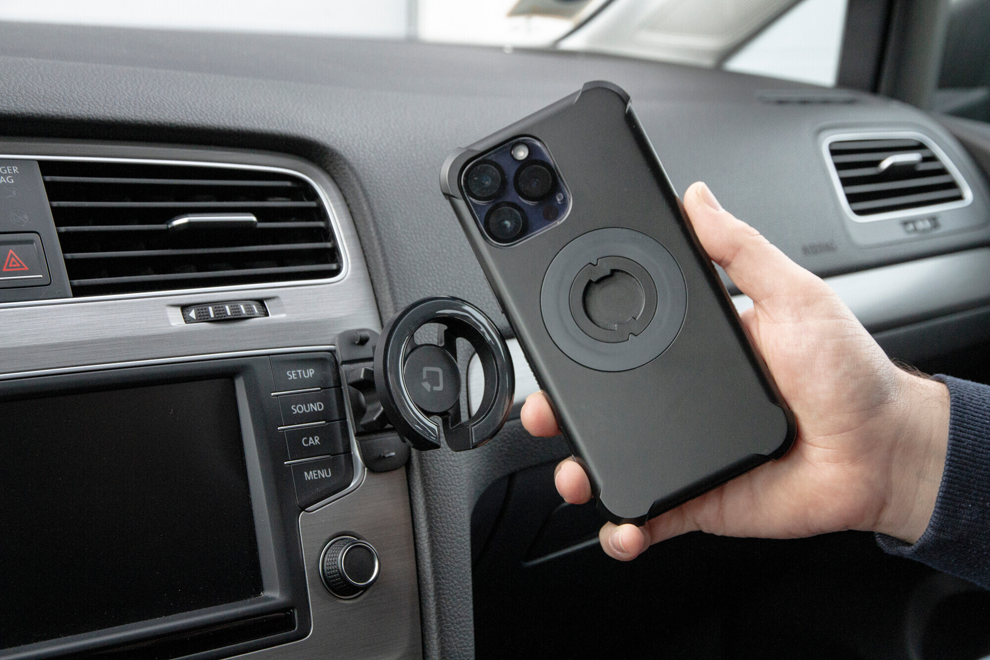 Mag Pro Stick, Porta telefono magnetico con attacco adesivo - immagine 6