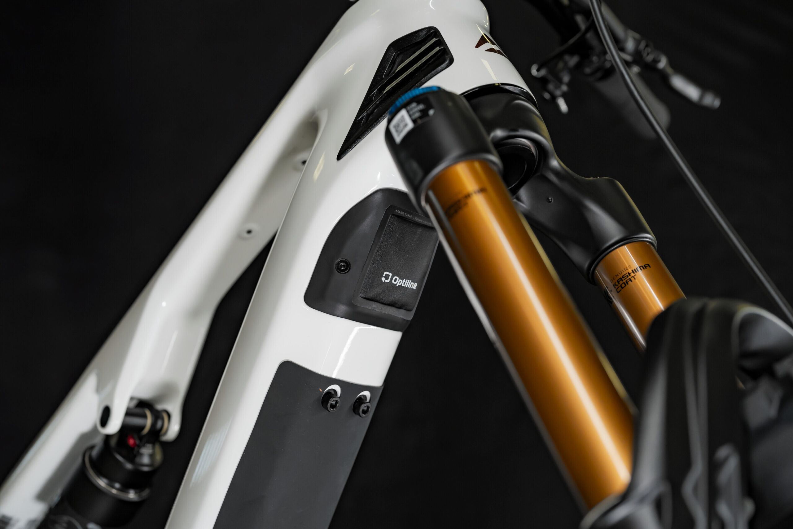 Opti Tracker Compact, Localizzatore Ultra-Sottile Adesivo - immagine 4