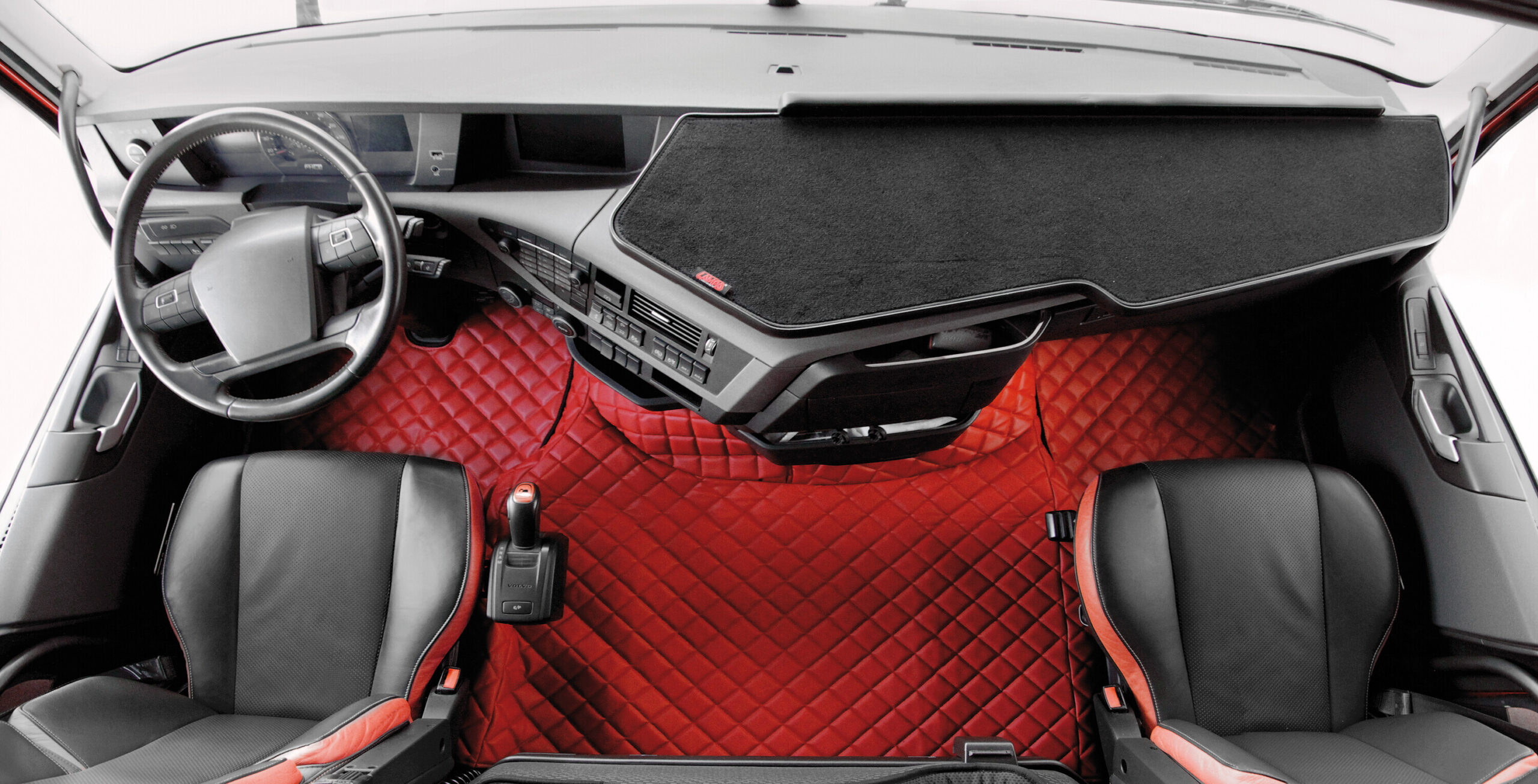 Coppia tappeti in Skeentex - Rosso - compatibile per Volvo FH Serie 4 (09/12>05/21) - Volvo FH Serie 5 (06/21>) - Volvo FH Aero (01/24>) automatico - immagine 2