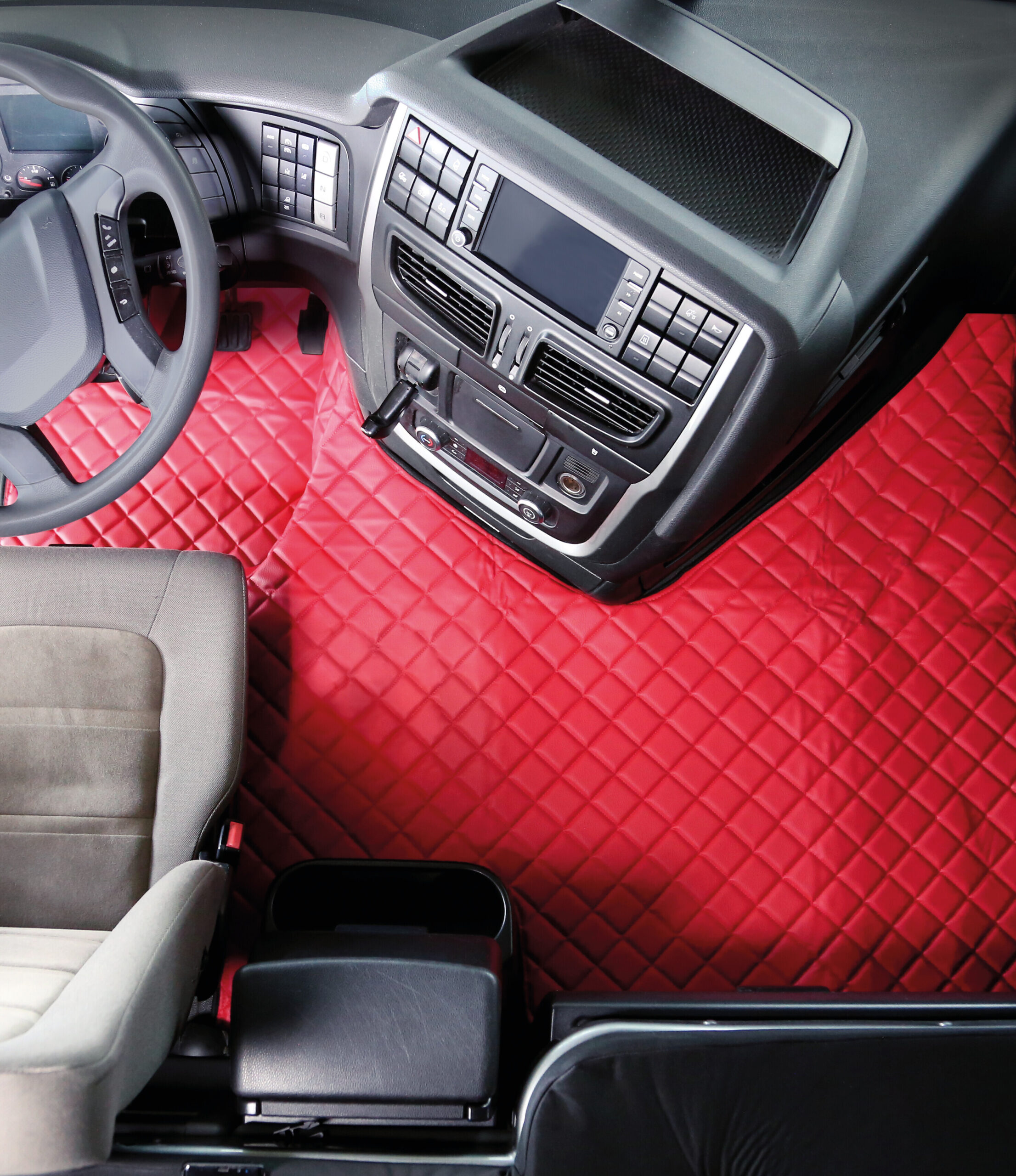 Tappeto centrale in Skeentex - Rosso - compatibile per Iveco Stralis (08/02>12/12) manuale, cabina larga - Iveco Stralis (07/12>12/19) manuale, cabina larga - Iveco Stralis Hi-Way (07/12>08/16) manuale, cabina larga - immagine 2