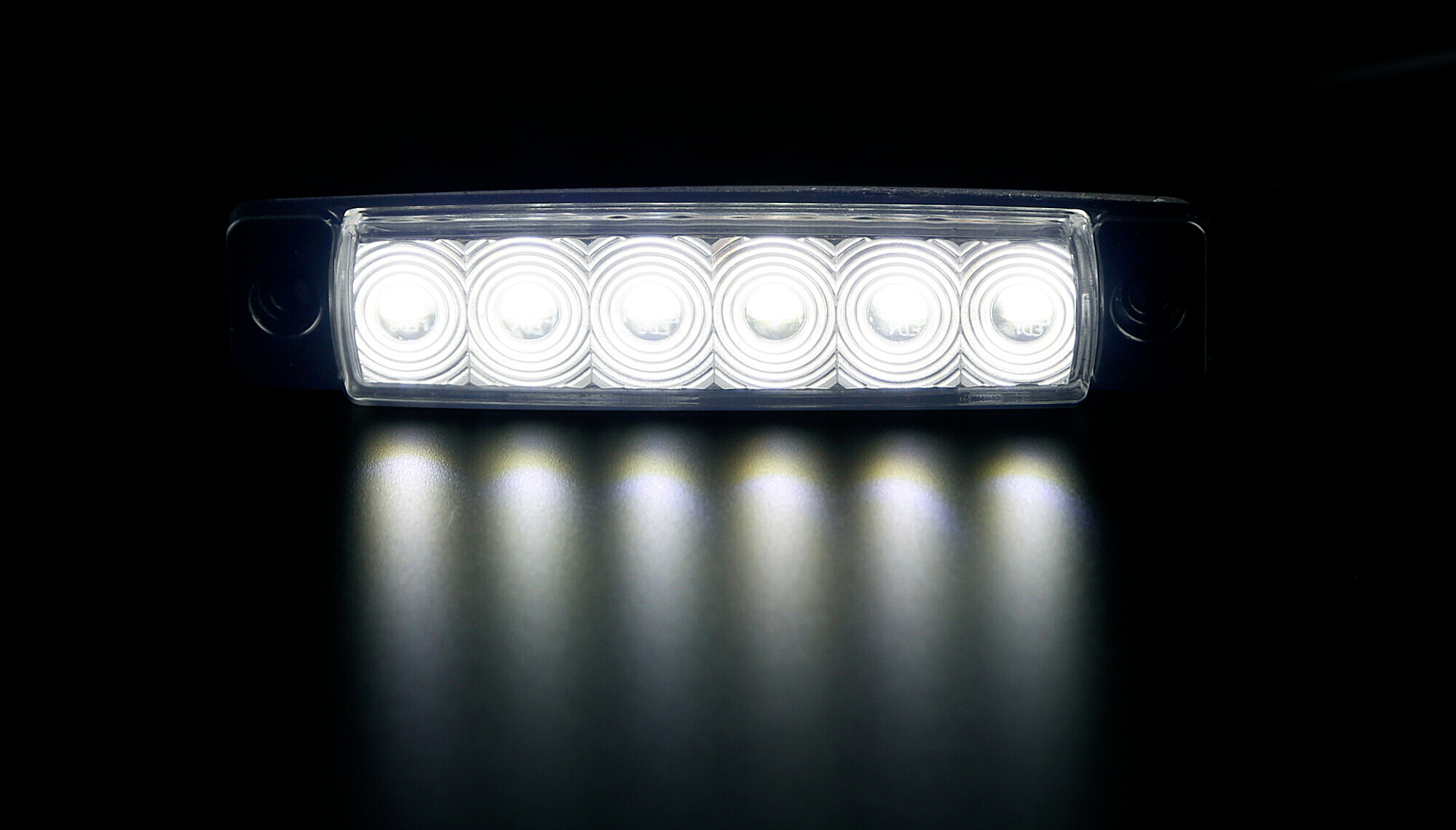 Luce ingombro - 6 Led - 12/24V - Bianco - immagine 2