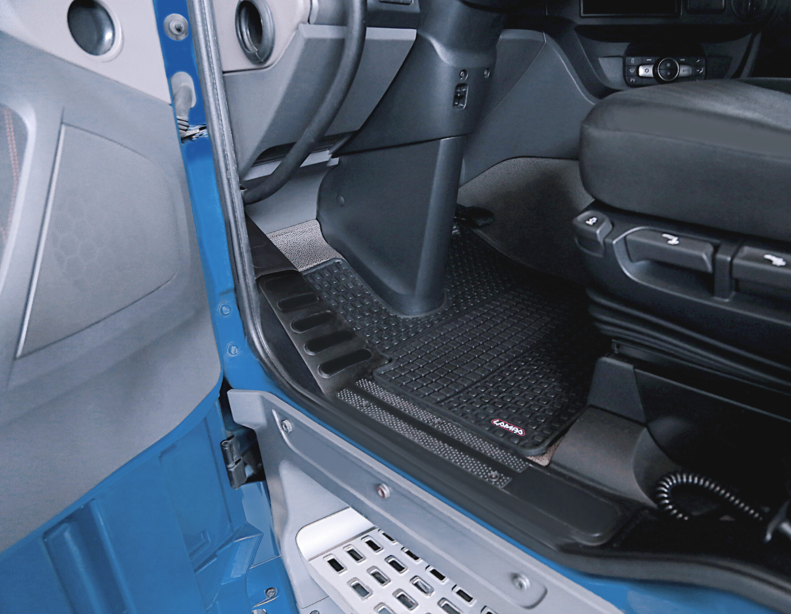 Coppia tappeti su misura in Eco Gomma - compatibile per Daf XF 106 (10/12>05/21) - immagine 2