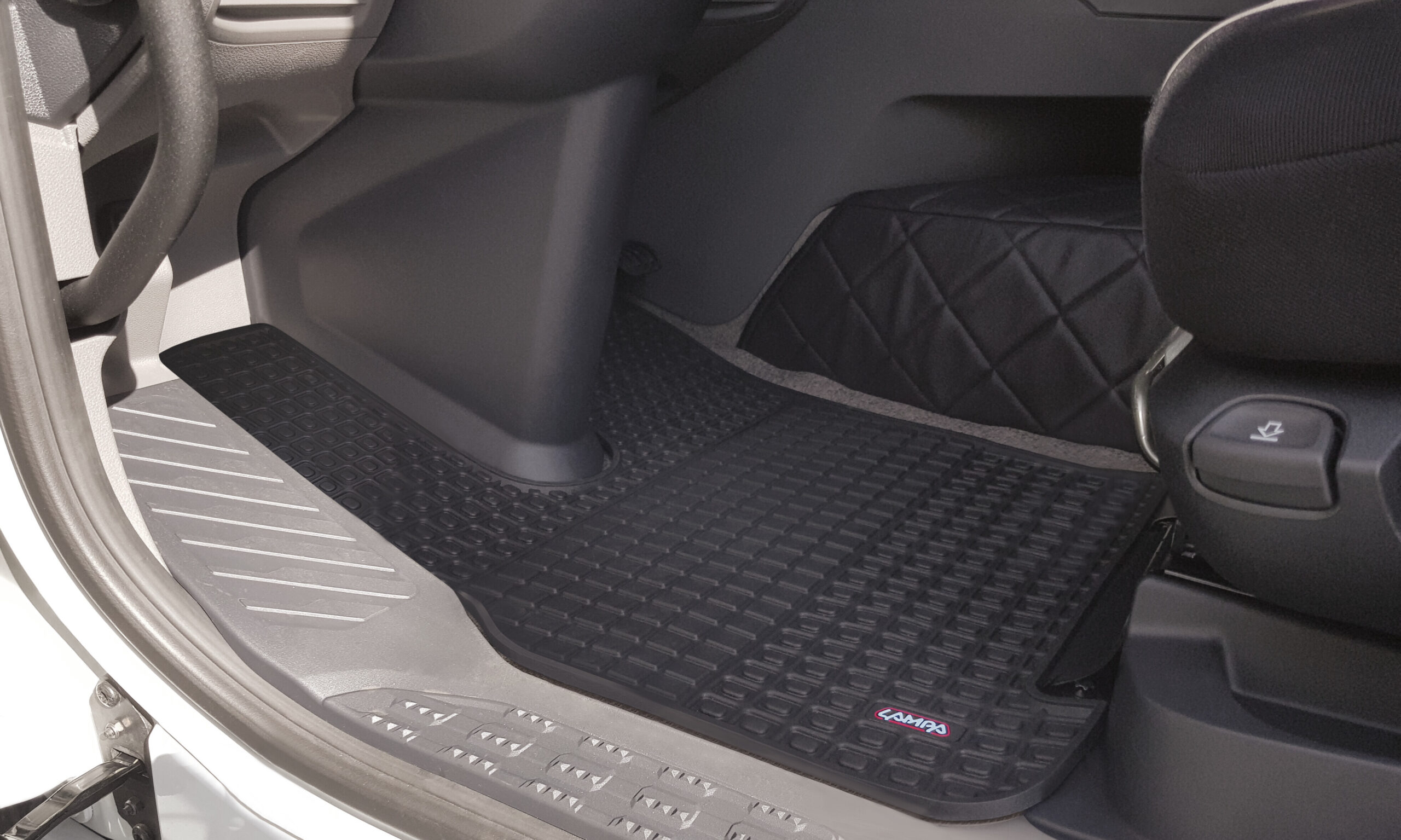 Coppia tappeti su misura in Eco Gomma - compatibile per Daf XF (06/21>) - Daf XG (06/21>) - Daf XG+ (06/21>) - Daf XD (11/22>) - immagine 2