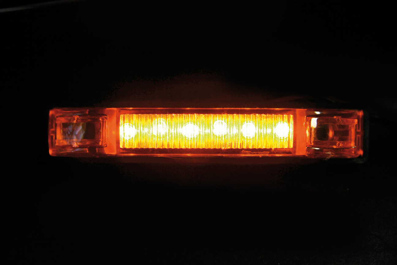Luce decorativa - 6 Led - 24V - Arancio - immagine 2