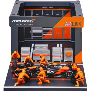 Pit Stop Mclaren MCL38 Norris, Burago, scala 1:43