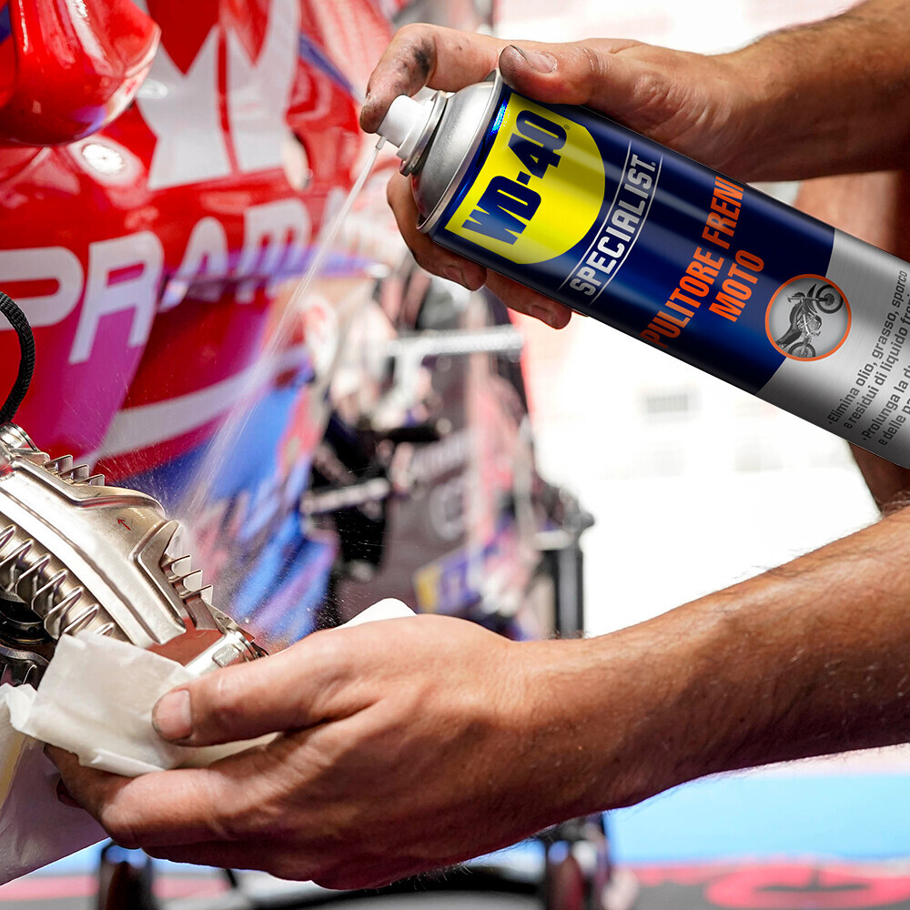 WD-40, Specialist - Pulitore freni moto - 500 ml - immagine 2