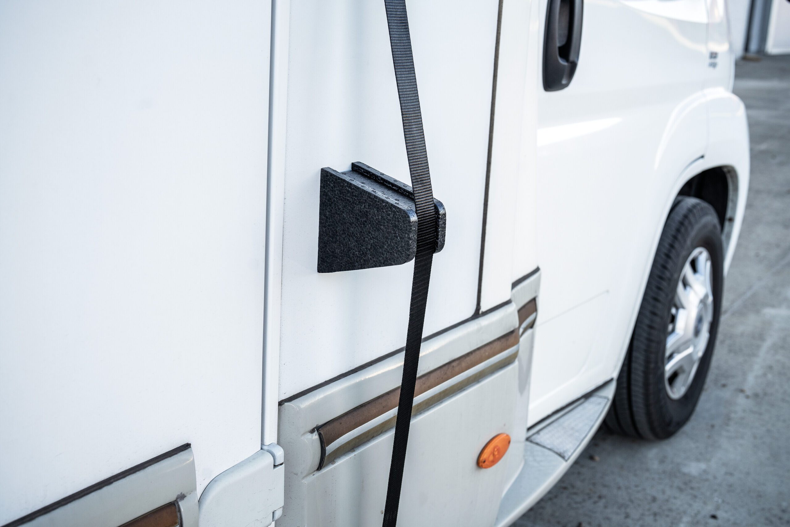 Distanziatori per teloni copri camper e caravan, set 4 pz - immagine 2
